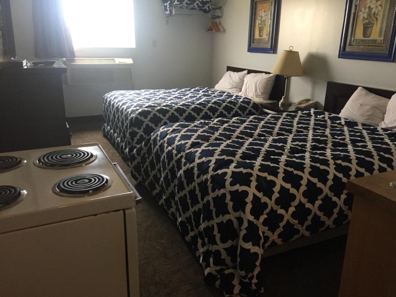 Econo Lodge Inn & Suites Innisfail Buitenkant foto
