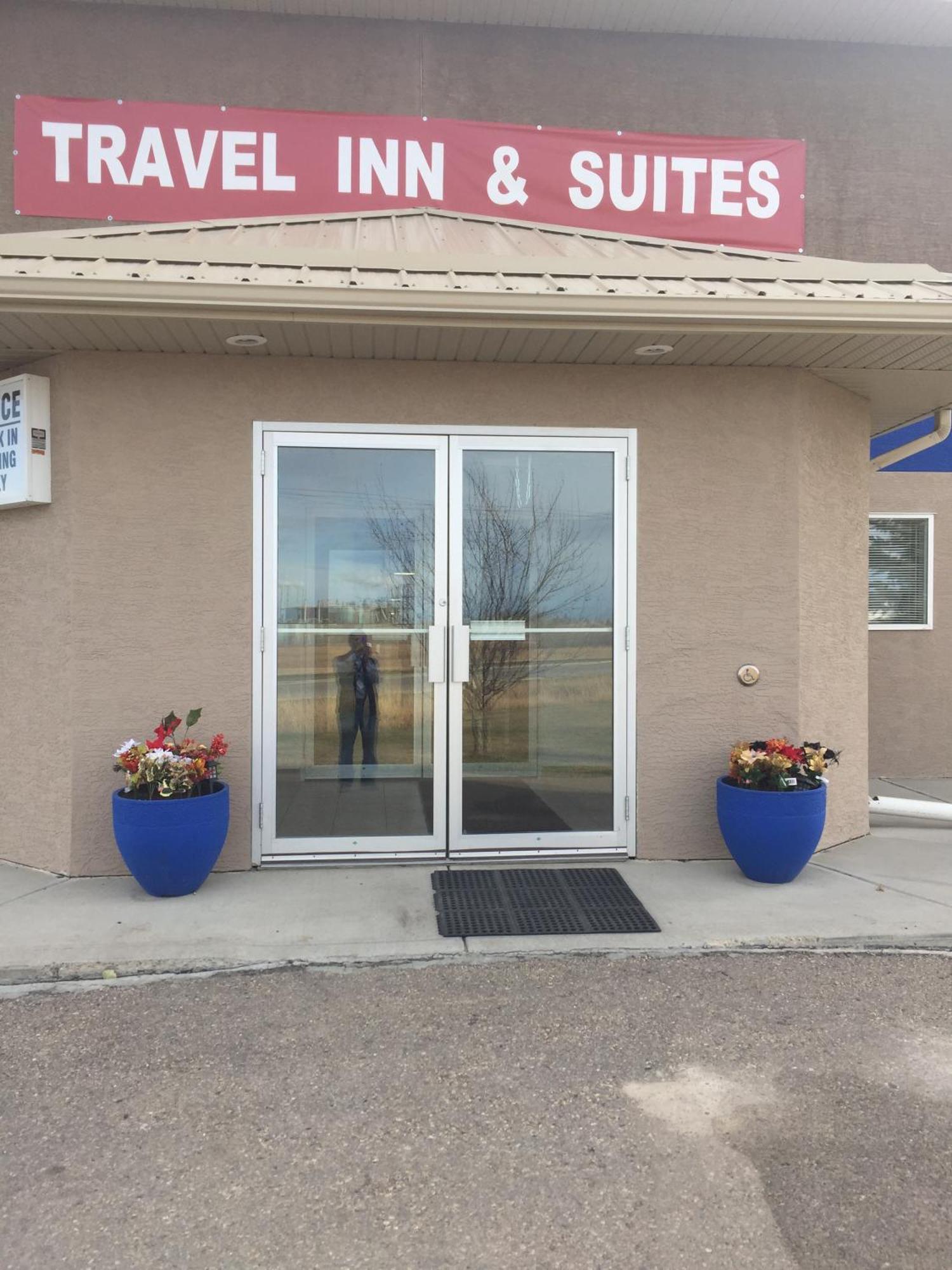 Econo Lodge Inn & Suites Innisfail Buitenkant foto